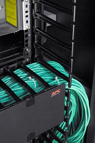 APC Netshelter Sx 42u 750mm Wide X 1070mm Deep Networking Enclosure With Sides