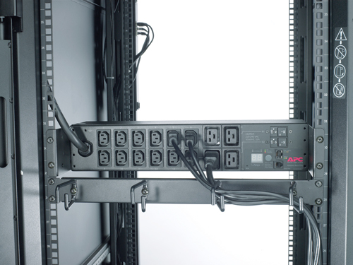 APC Rack PDU, Metered, 2U, 32A, 230V, (12) C13 & (4) C19