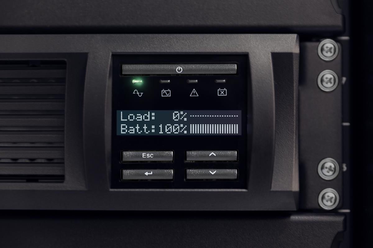 APC Smart-UPS 1000VA - 700watt LCD RM 2U 230V With SmartConnect