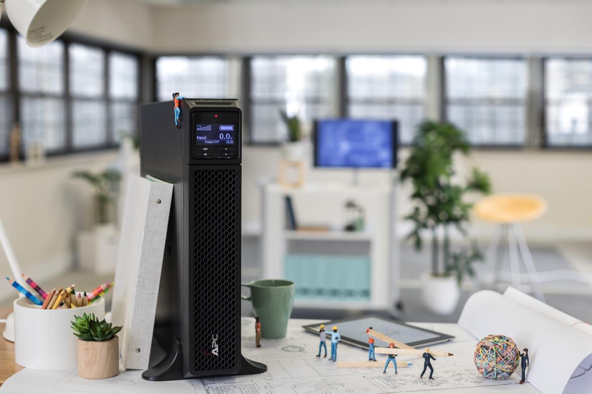 APC Smart-UPS Srt 1500va 230v