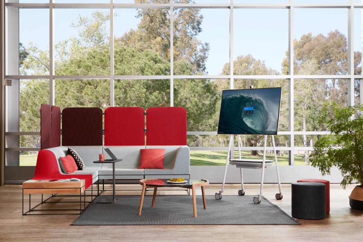 APC Smart-UPS Charge Mobile Battery For Microsoft Surface Hub 2S & Surface Hub 3