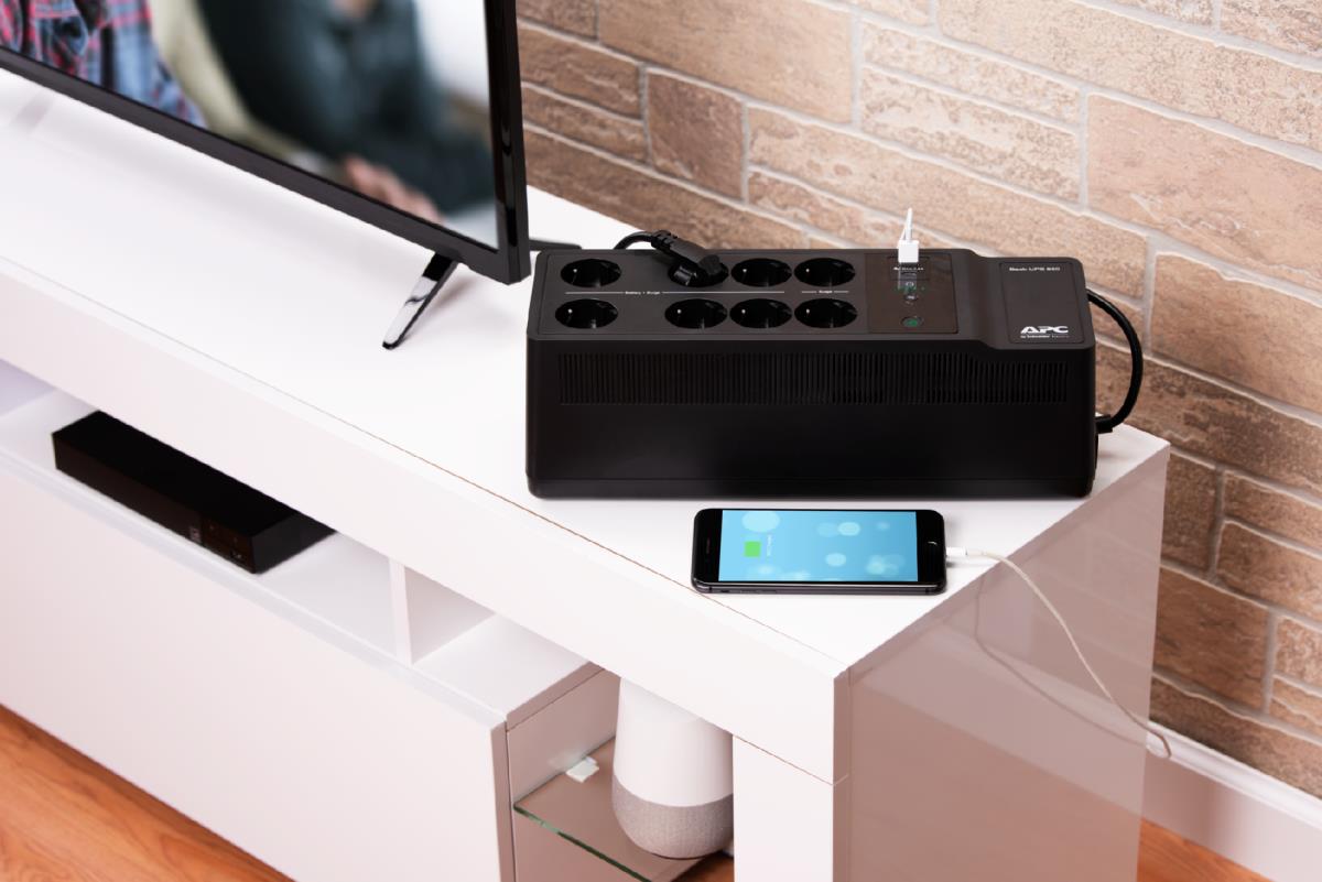APC Back-UPS 850VA 520Watts 230V, USB Type-C and A Charging Ports - Schuko CEE 7/7P