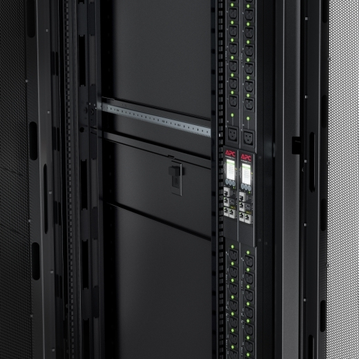 APC Rack PDU 9000 Switched, ZeroU, 32A, 230V, (21) C13 & (3) C19