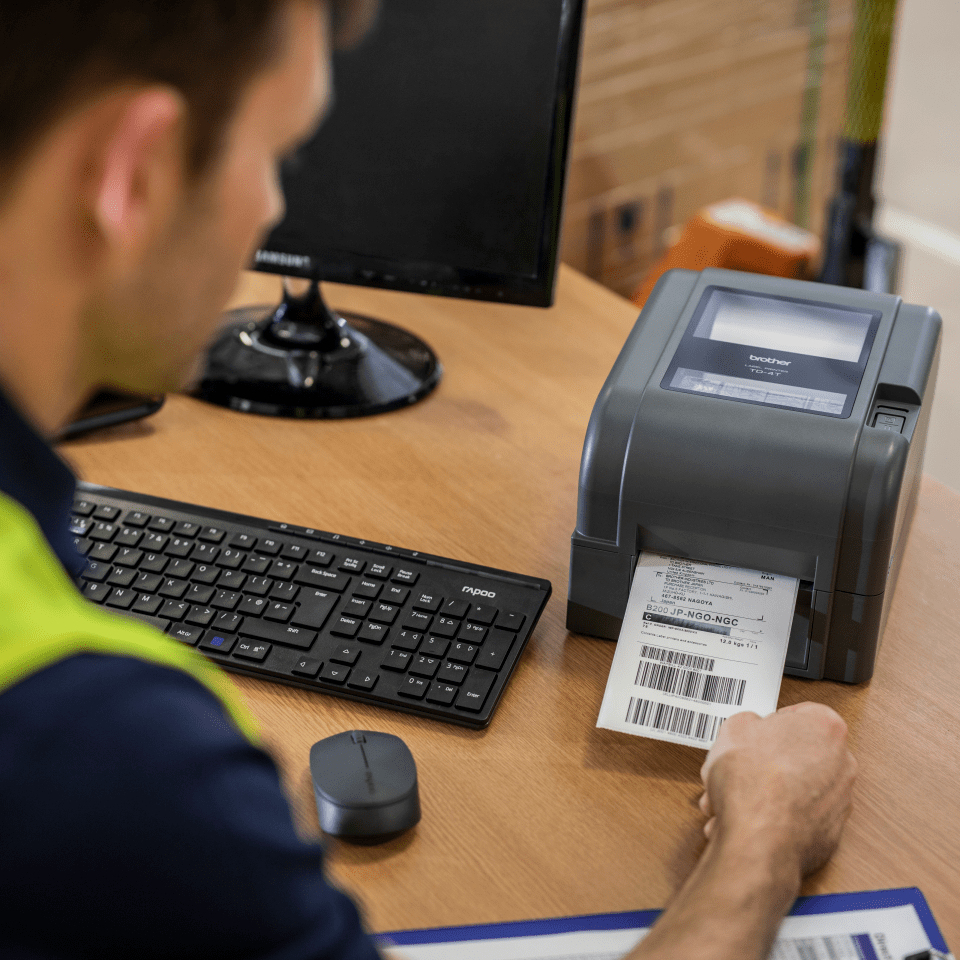 BROTHER Td-4420tn - Label Printer - Thermal Transfer - 4in - USB / Serial / Ethernet (td4420tnzu2)