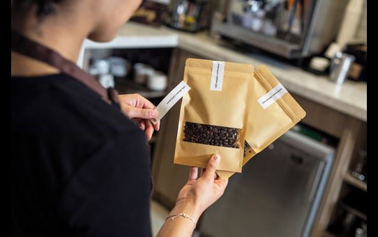 BROTHER Ptd610btvp - Label Printer - Thermal Transfer - 24mm - USB / Bluetooth