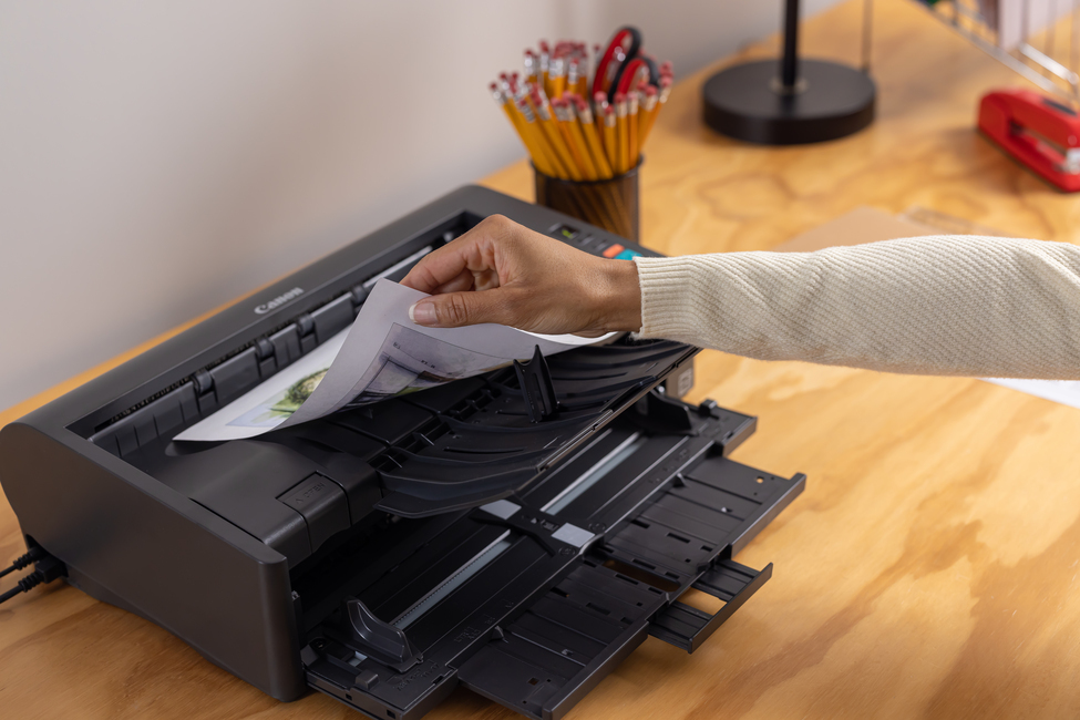 CANON Imageformula Dr-m1060ii - Document Scanner - 60ppm/120ipm 600dpi - Adf 80sheet - USB