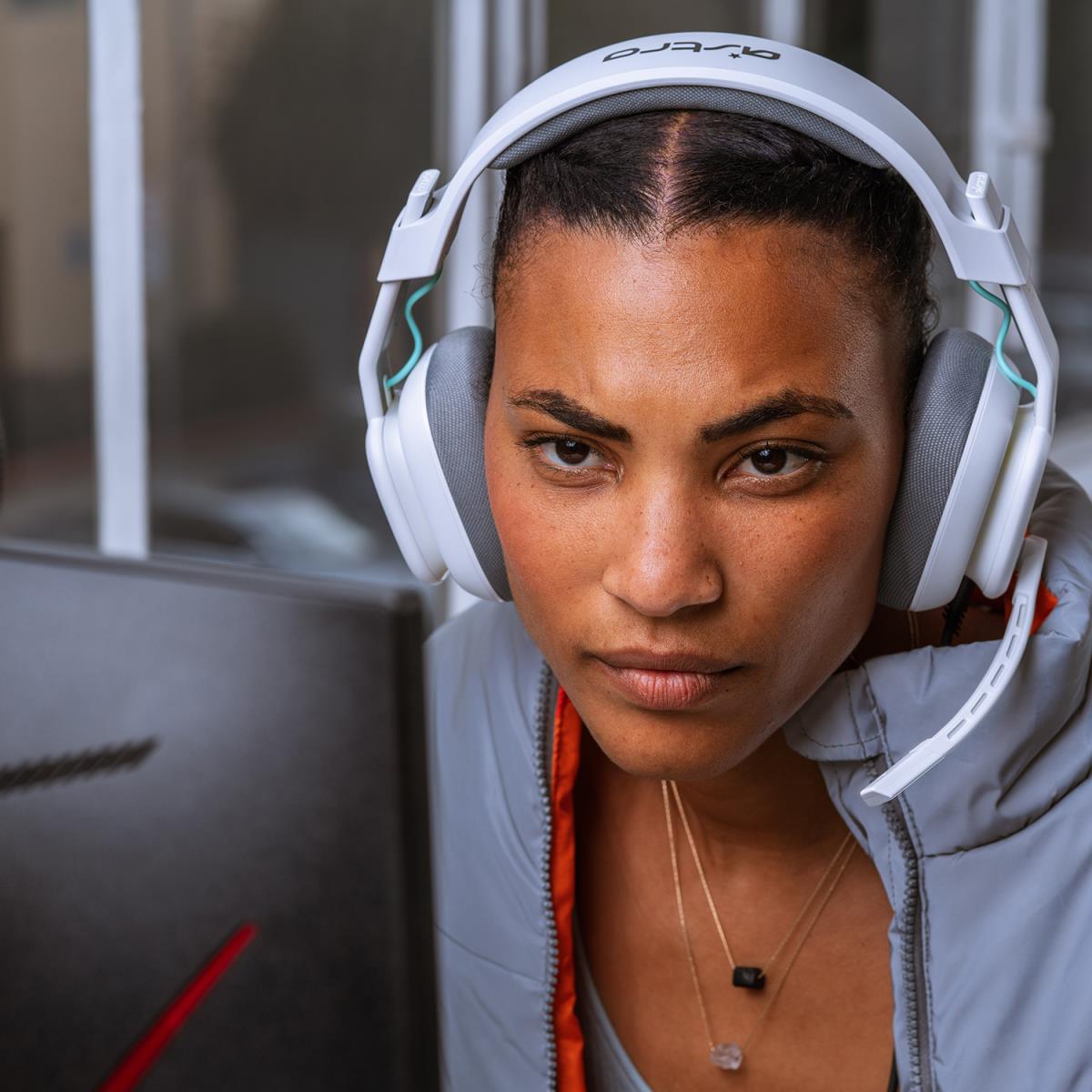 LOGITECH ASTRO A10 OVER EAR GAMING HEADSET GEN 2 WIRED HEADSET FOR
