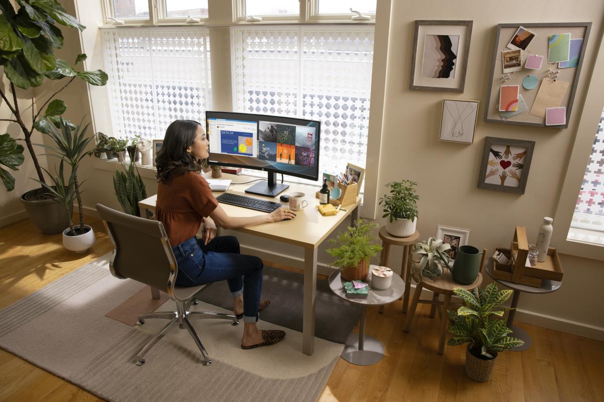 HP Curved Monitor - P34hc G4 - 34in - 3440x1440 (WQHD)
