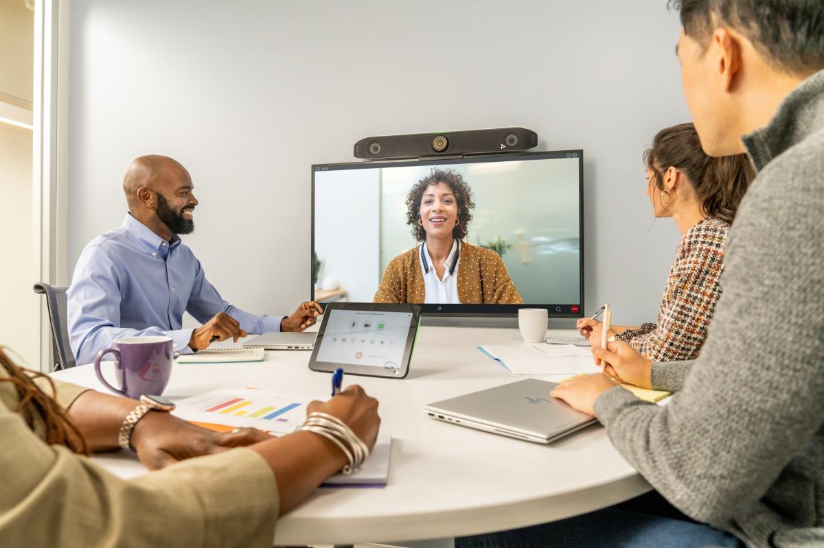 HP Poly Studio X52 All-In-One Video Bar - UK