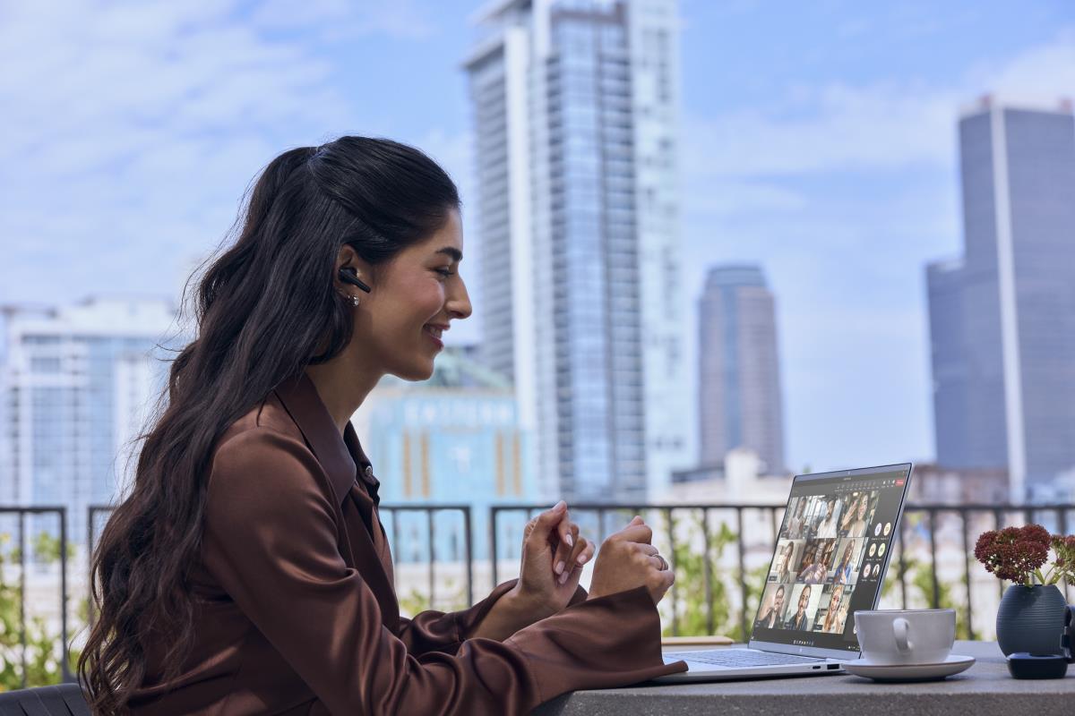 HP EliteBook X G2q NGAI - 14in OLED - Snapdragon X2 Elite X2E-84-100 - 32GB RAM - 512GB SSD - Win11 Pro - Qwerty UK
