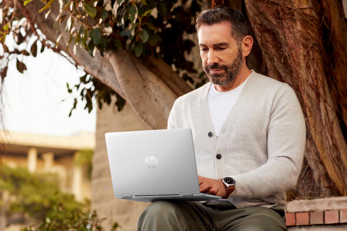 HP ProBook 4 Flip G2i - 13.3in - Core 5 320 - 16GB RAM - 512GB SSD - Win11 Pro - Qwerty UK