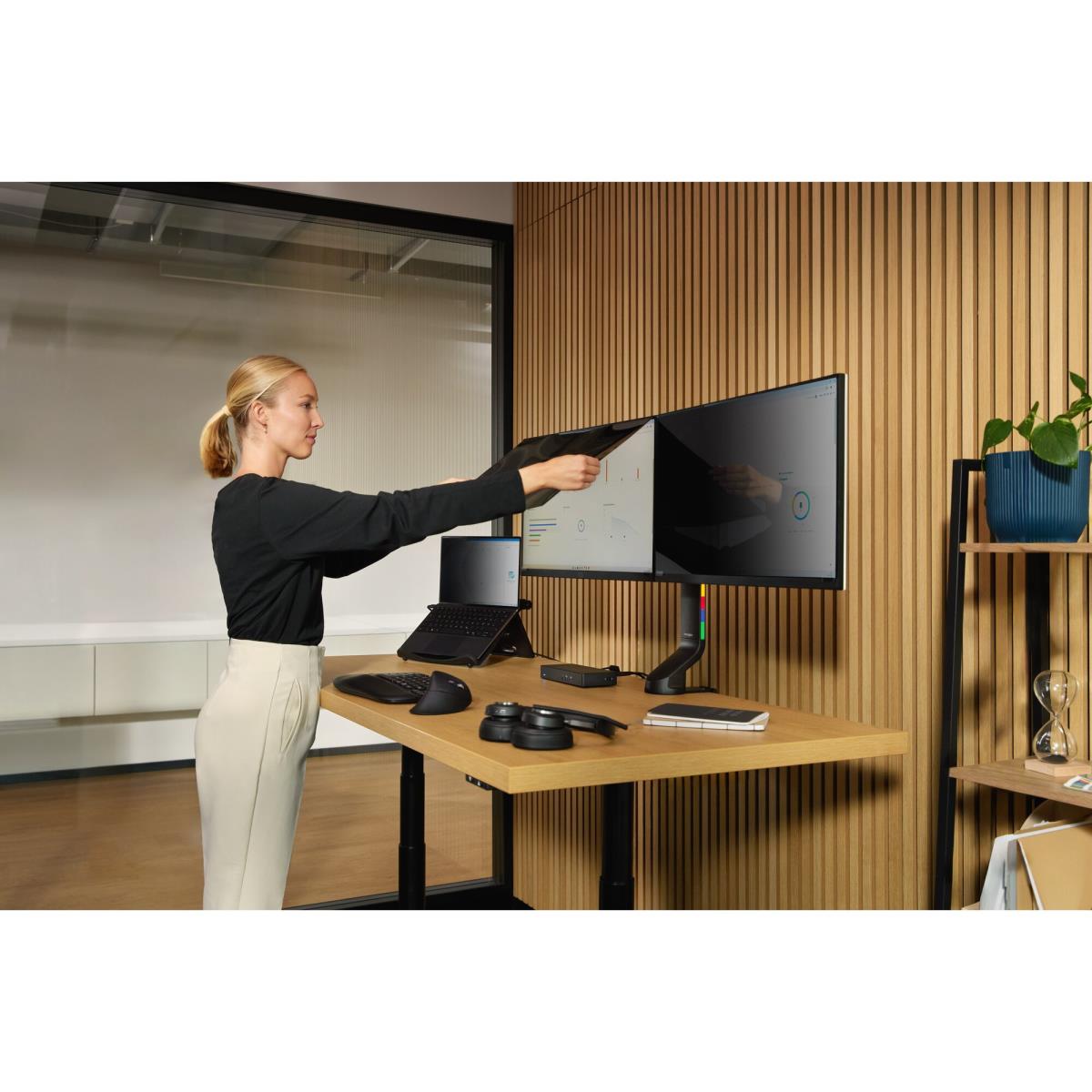 KENSINGTON Monitor Mount - Smartfit - Desk - 2 Monitor - Tilt/swivel/rotate - Up To 27in - Black