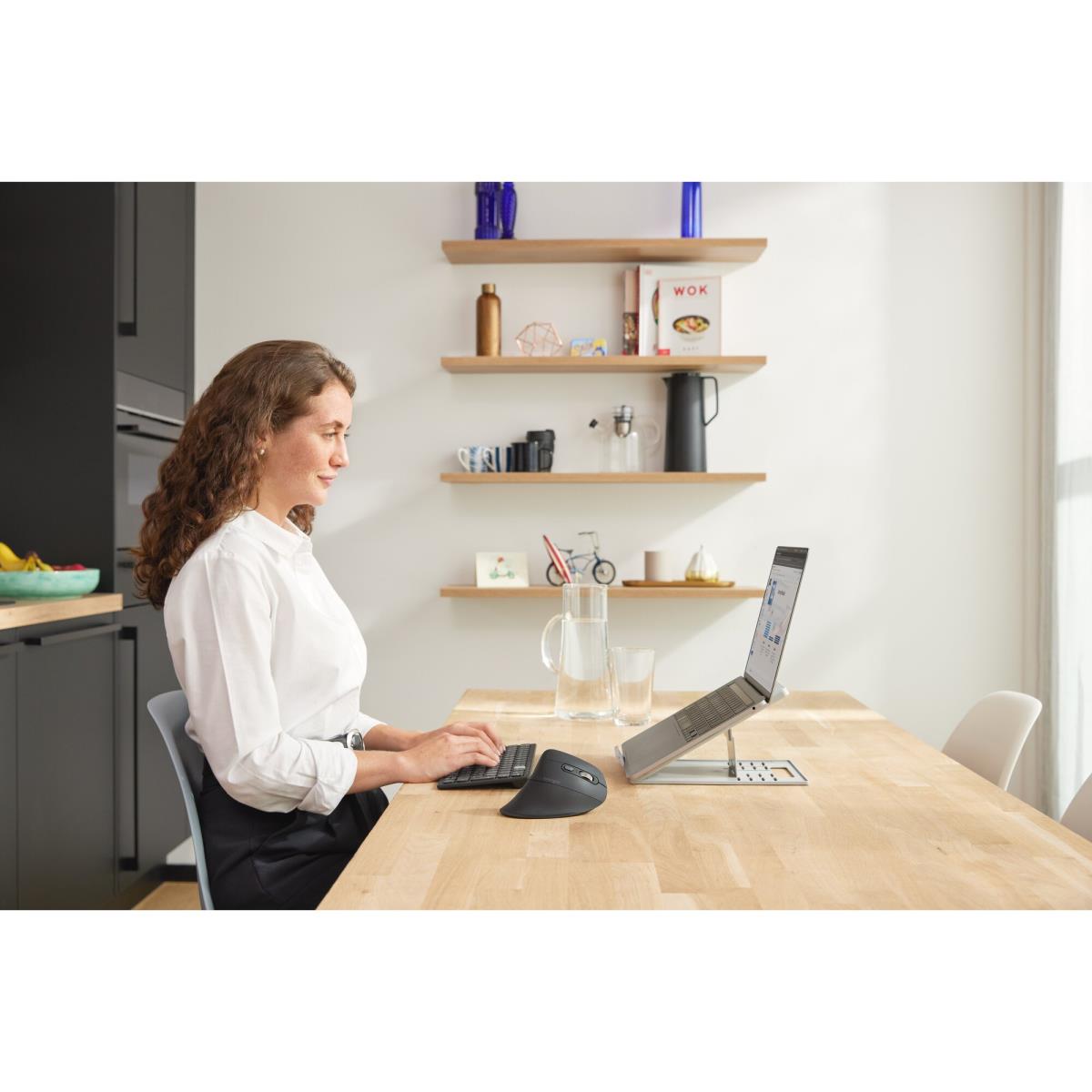 KENSINGTON Compact Multi-device Wireless Keyboard Qwerty UK