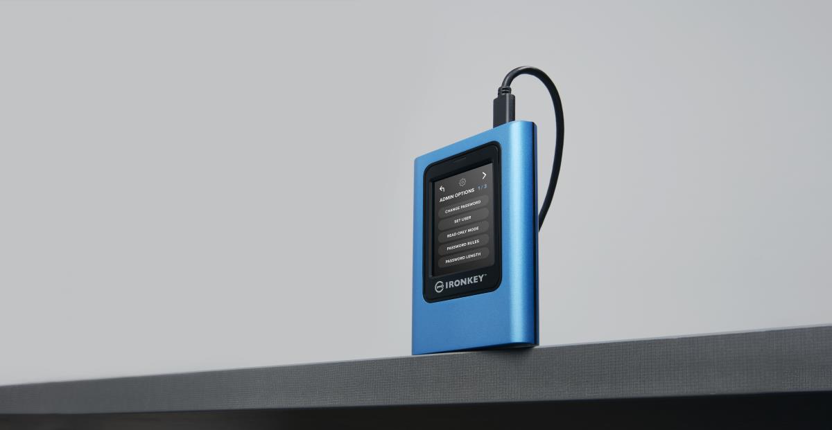 KINGSTON Ironkey Vault Privacy 80 External SSD 1920GB Type C