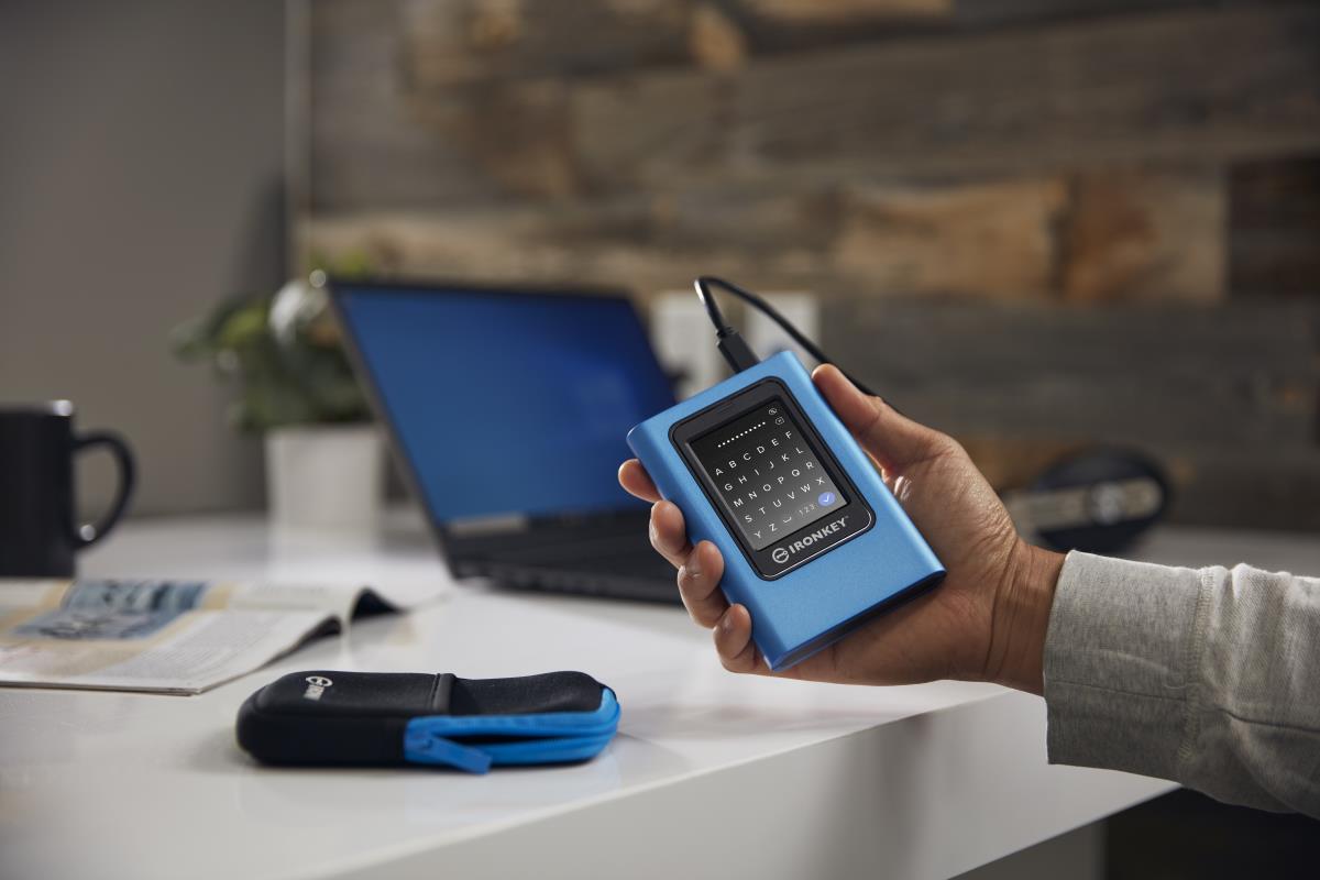 KINGSTON Ironkey Vault Privacy 80 External SSD 1920GB Type C