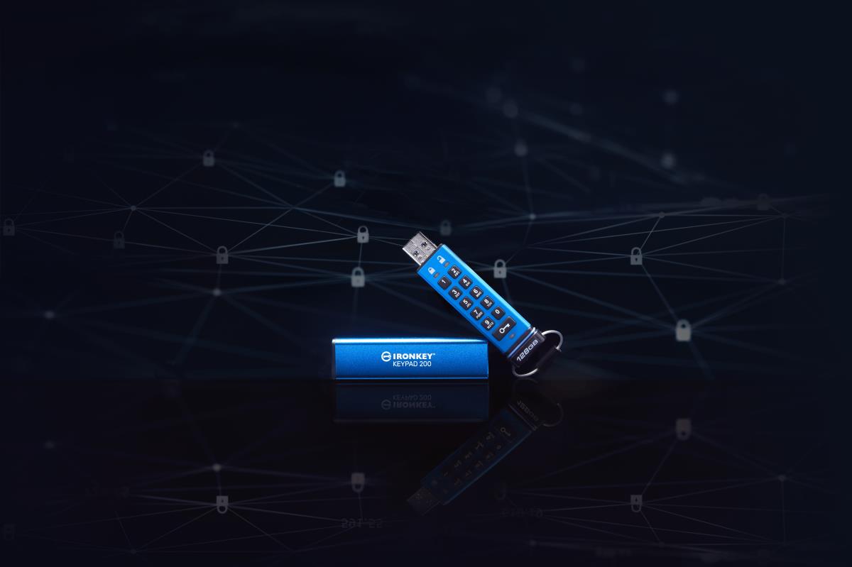 KINGSTON Ironkey Keypad 200 - 128GB USB Stick - USB 3.2 - FIPS 140-3 Level 3 (pending) With Aes 256-bit Encrypted