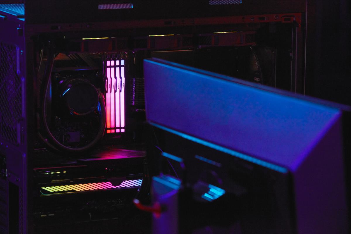 KINGSTON 16GB Ddr5-5600mt/s Cl36 DIMM (kit Of 2) Fury Beast RGB Expo