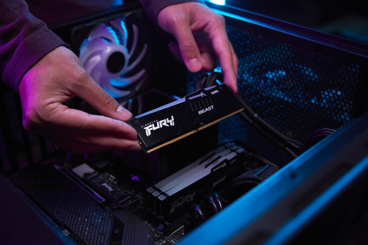 KINGSTON 16GB Ddr5-5600mt/s Cl36 DIMM (kit Of 2) Fury Beast RGB Expo