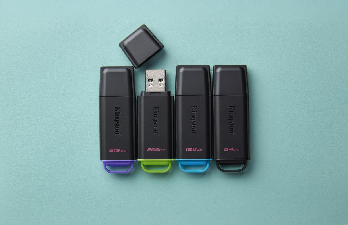 KINGSTON Datatraveler Exodia - 512GB USB Stick - USB 3.2 - Black / Purple