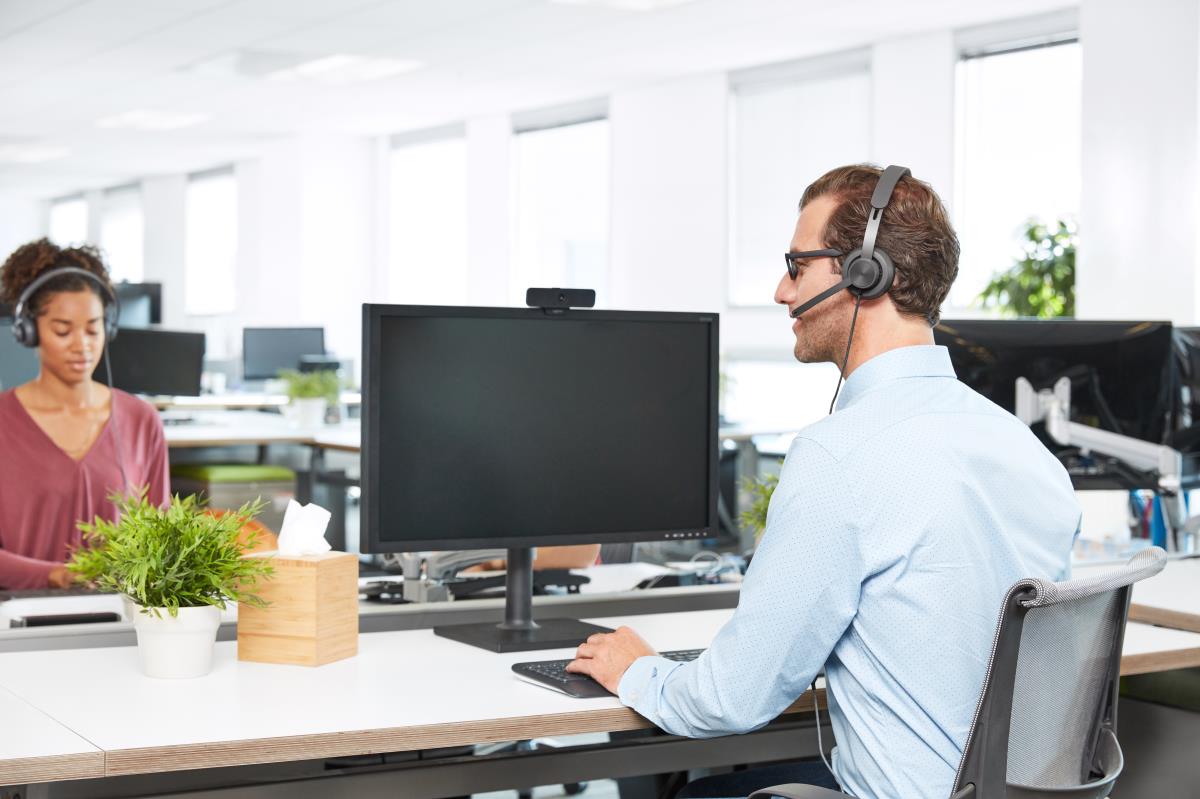 LOGITECH Zone Wired - USB-c / USB-a - Headset - Msft Teams Zone - Black