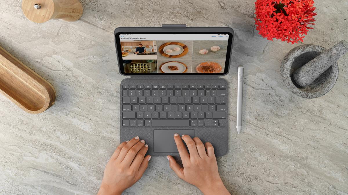 LOGITECH Combo Touch for iPad (10th gen) - Oxford Grey - Azerty French