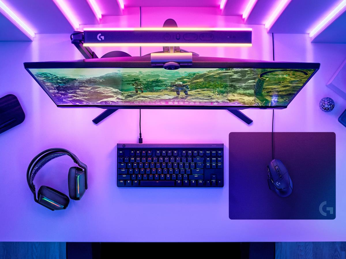 LOGITECH G240 Cloth Gaming Mouse Pad - Black