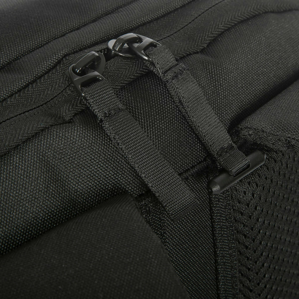 TARGUS Multifit - 15-16in - Notebook Sleeve With Ecosmart - Black