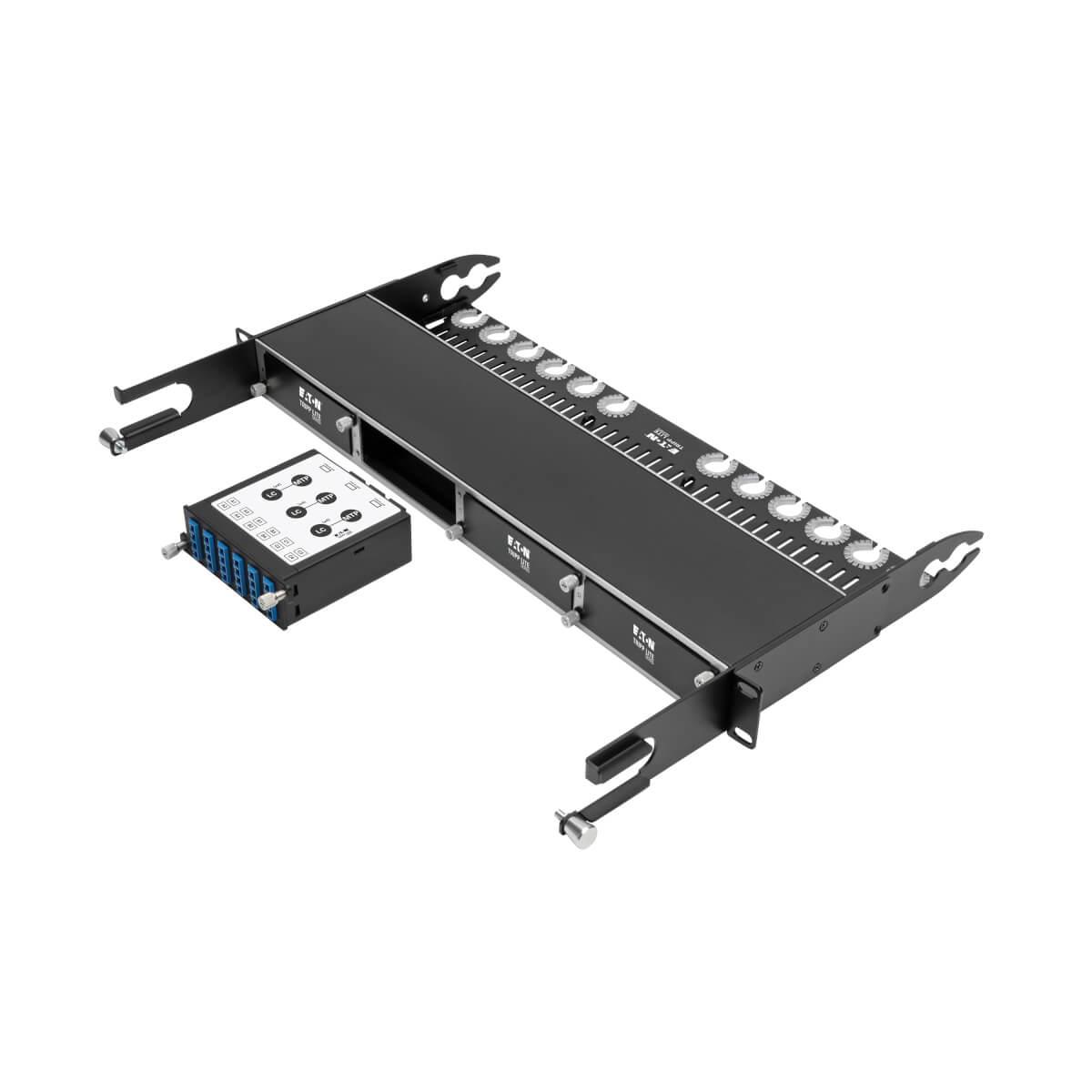 EATON CORPORATION 40/100GB SINGLEMODE FIBRE BREAKOUT CASSETTE 40GB TO 4X10GB