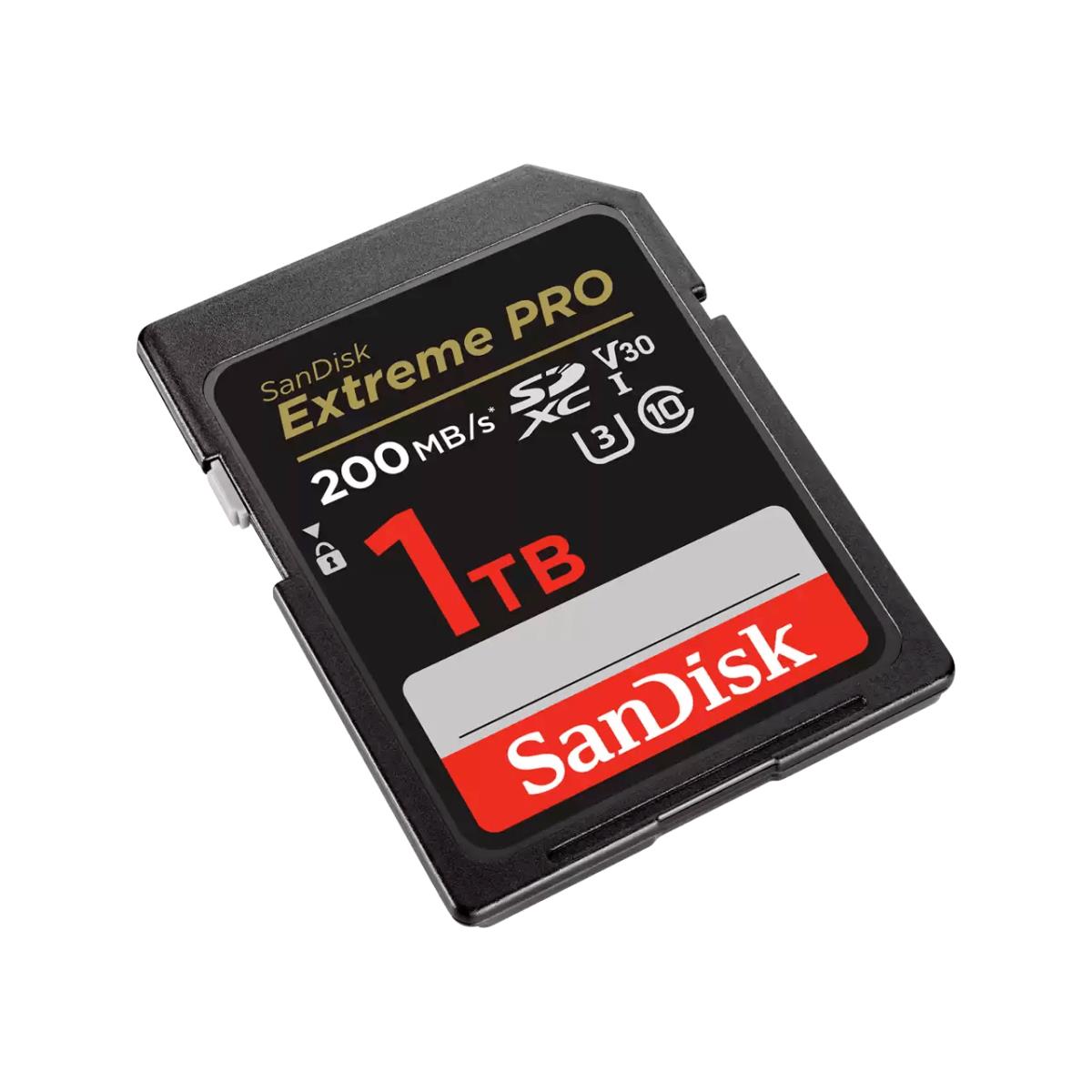 WESTERN DIGITAL Extreme PRO 1TB SDHC Memory Card 200MB/s 140MB/s UHS-I Class 10 U3 V30