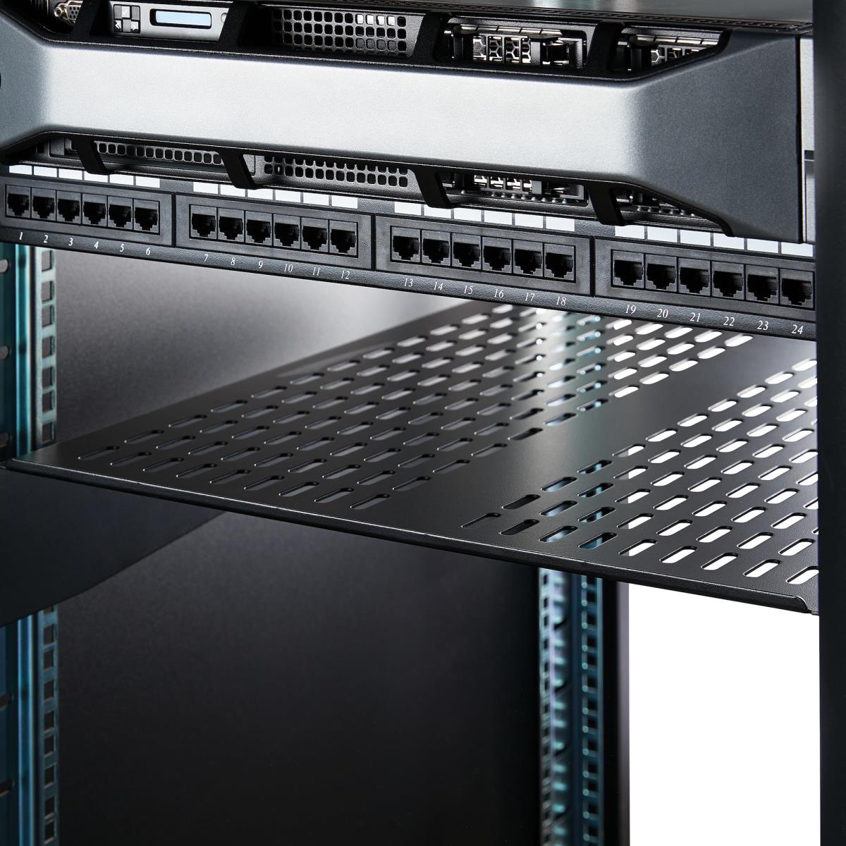 STARTECH.COM Fixed Server Rack Shelf2u 22in Vented Cantilever Shelf