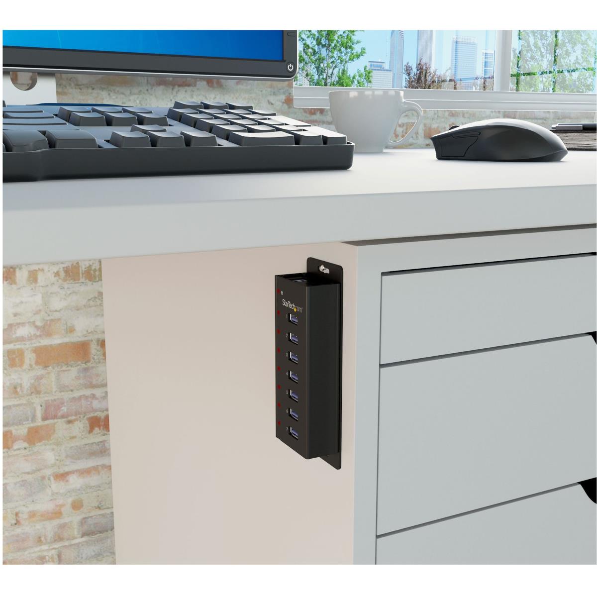 STARTECH.COM Hub - Desktop Or Wall-mountable Metal Enclosure 7 Port USB 3.0