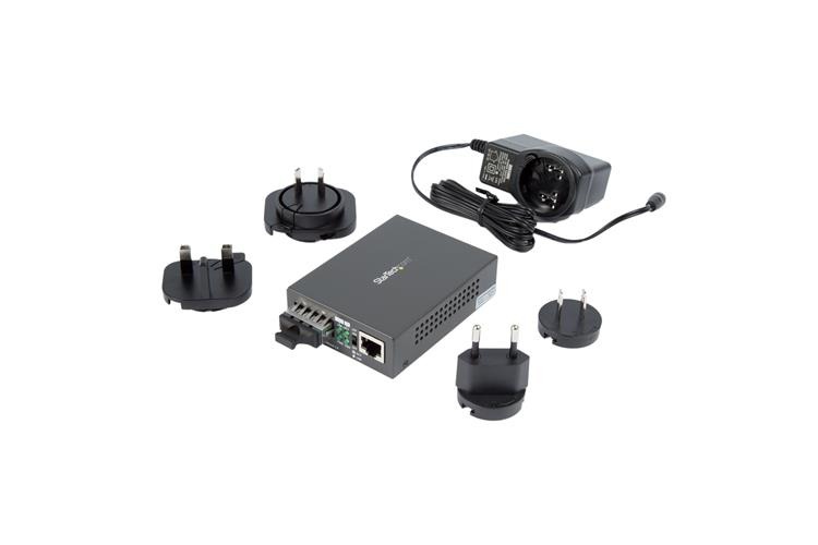 STARTECH.COM Gigabit Ethernet To Sc Fiber Media Converter - 1000base-lx - Single-mode - 10km