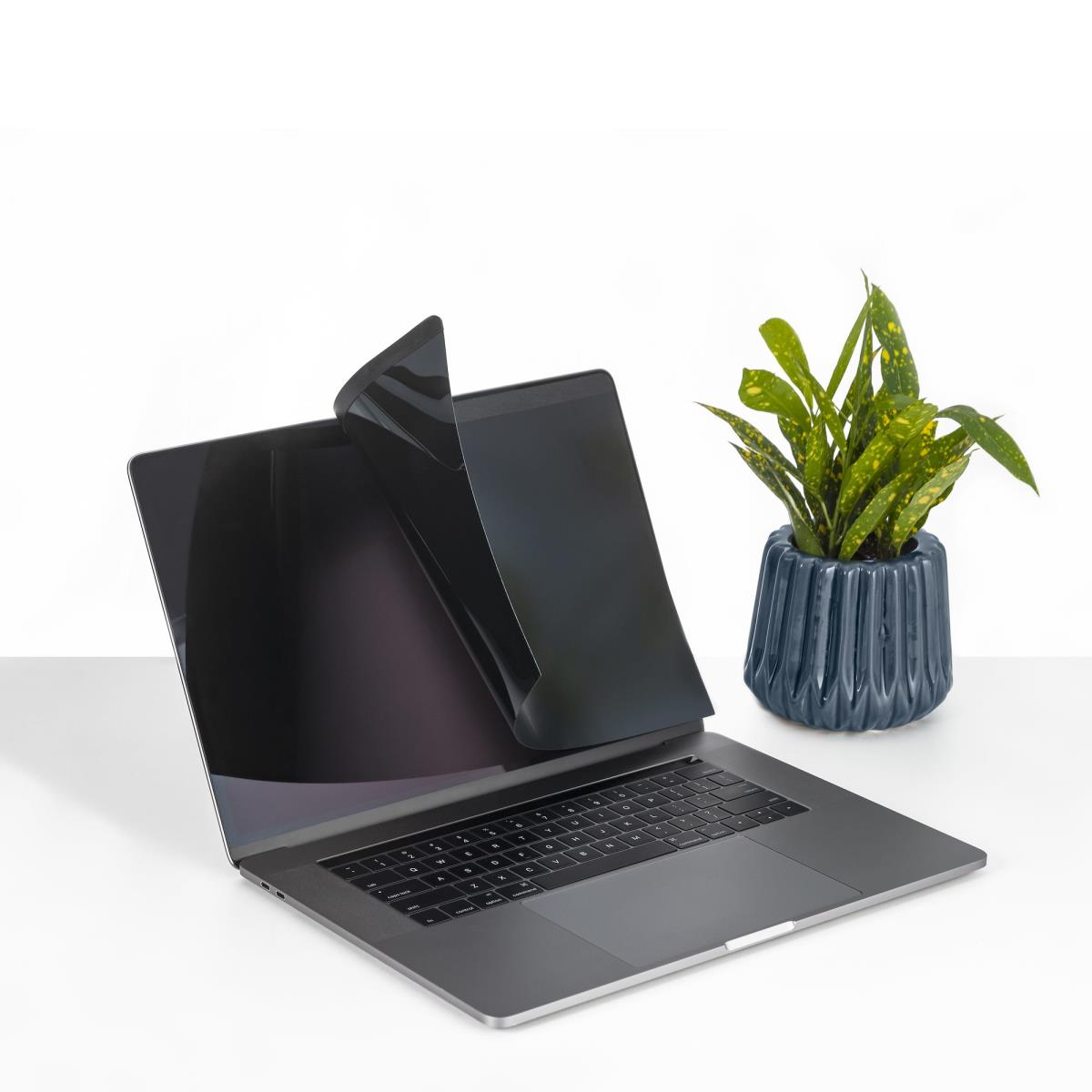 STARTECH.COM Privacy Screen - MacBook -15in