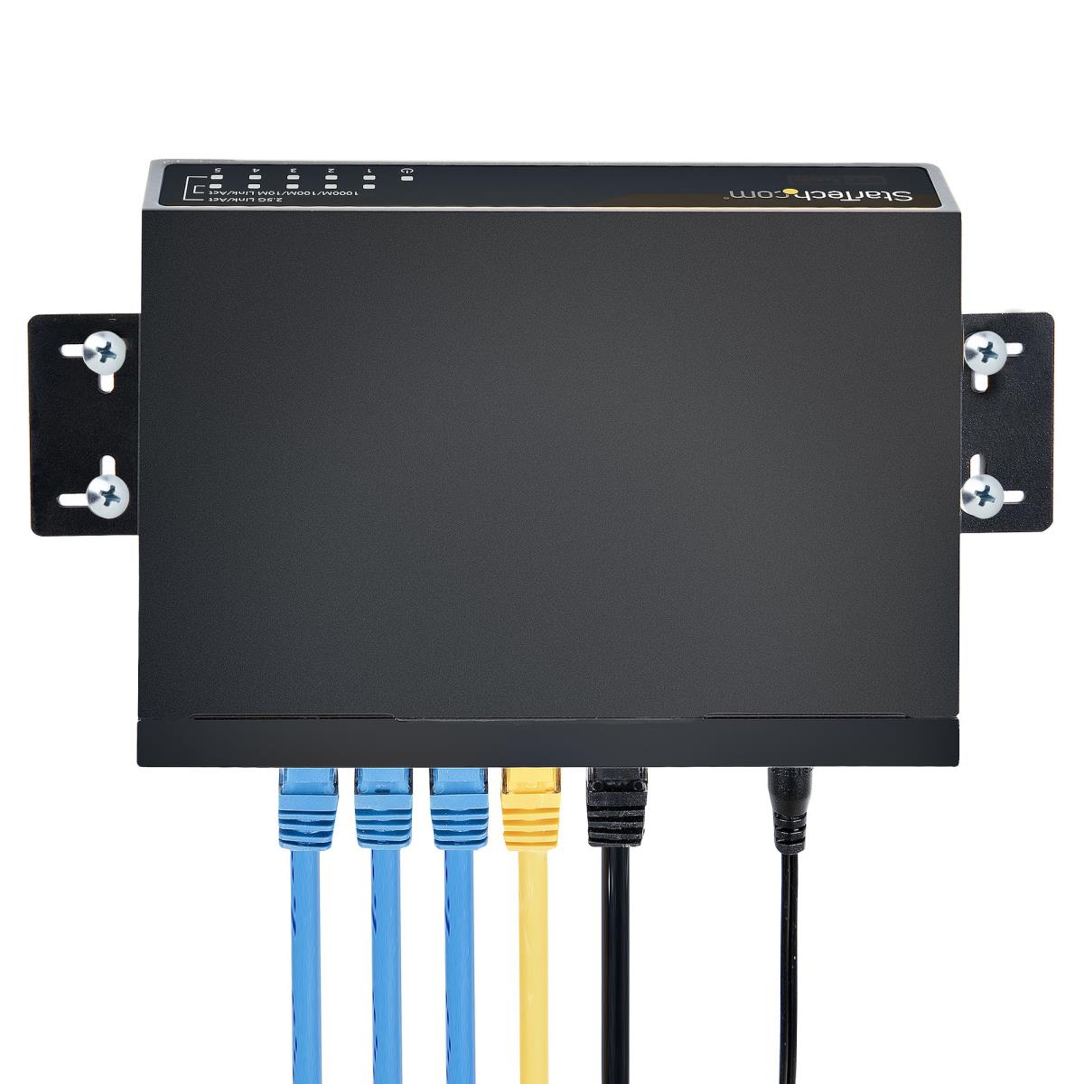 STARTECH.COM Unmanaged 2.5g Switch 5 Port - 10/100/1000mbps Devices - All-metal - Auto-mdix - 9k Jumbo