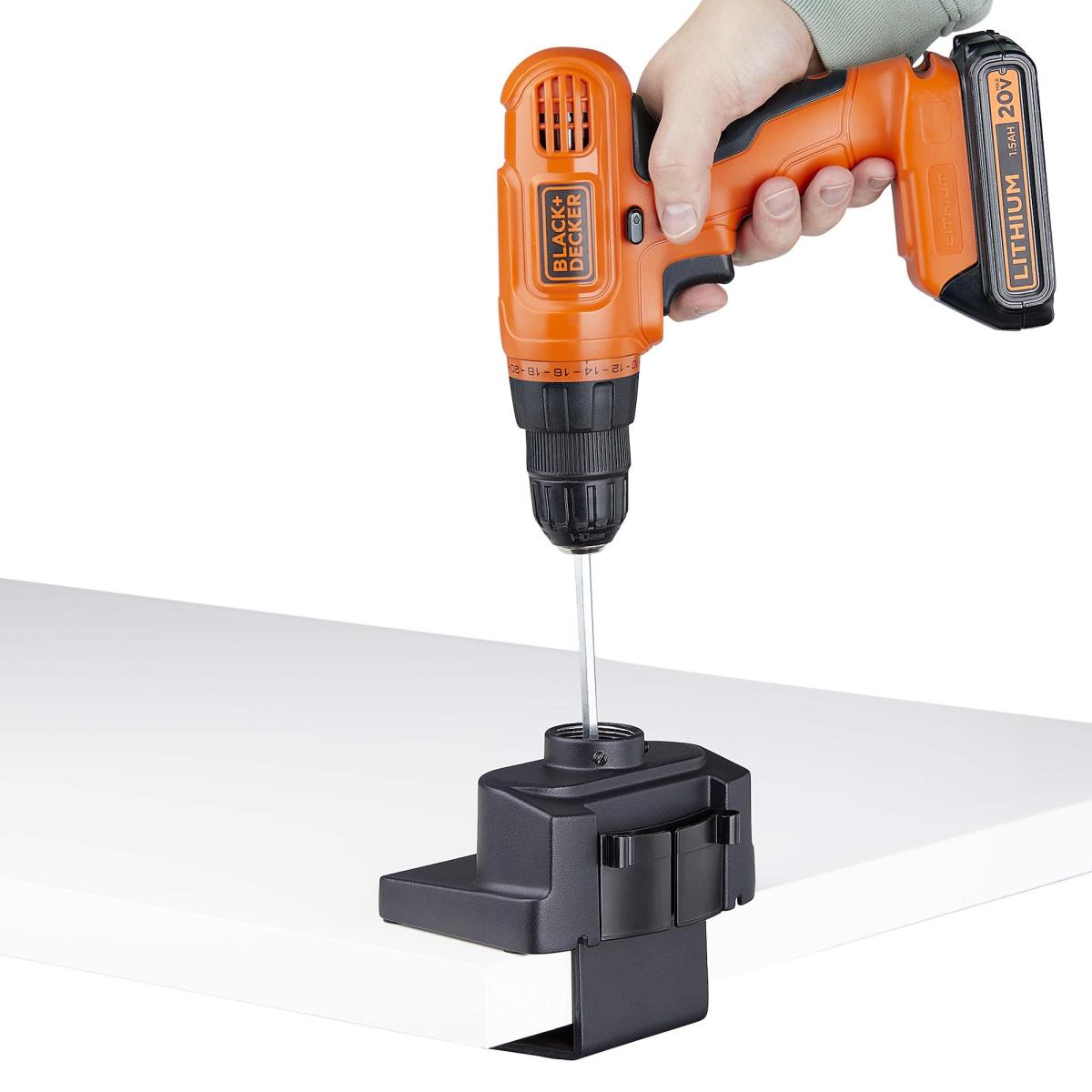 STARTECH.COM Triple Monitor Desk Mount For Up To Three 27in Screens, Vesa 75x75/100x100, Tool