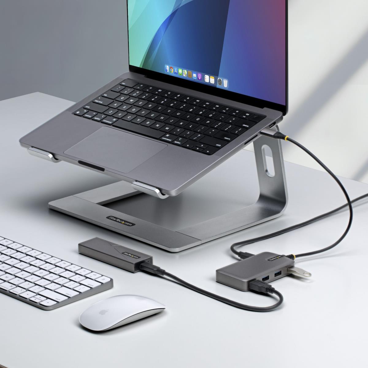 STARTECH.COM Hub - 4-port USB-c 5gbps Bus Powered