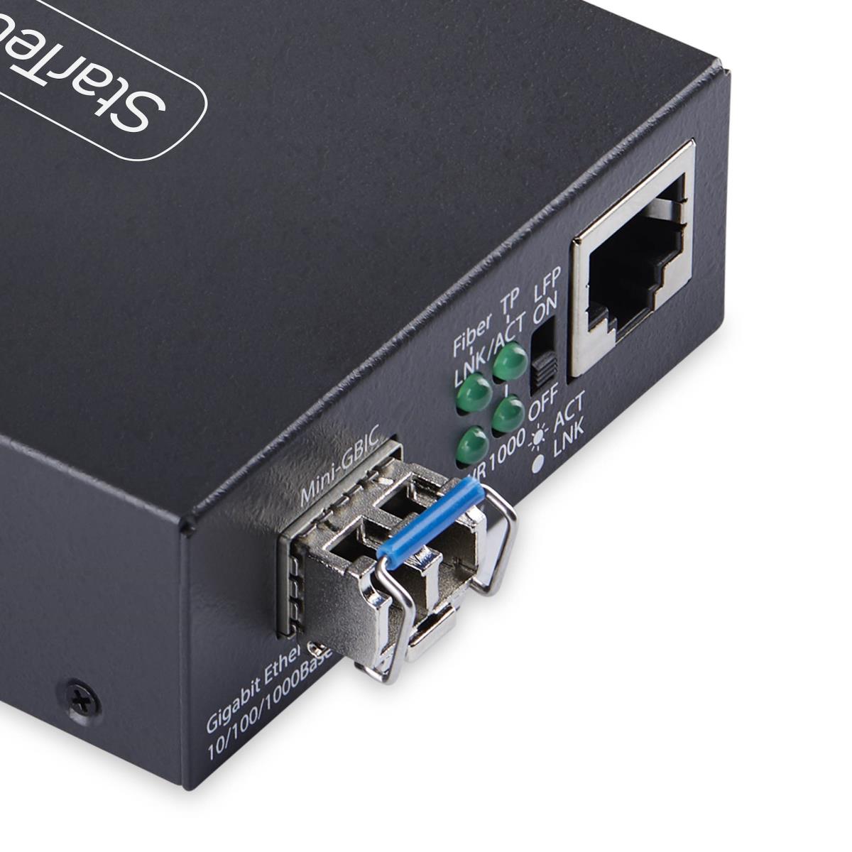 STARTECH.COM Gigabit Ethernet Copper-to-fiber Media Converter Sm Lc 20km