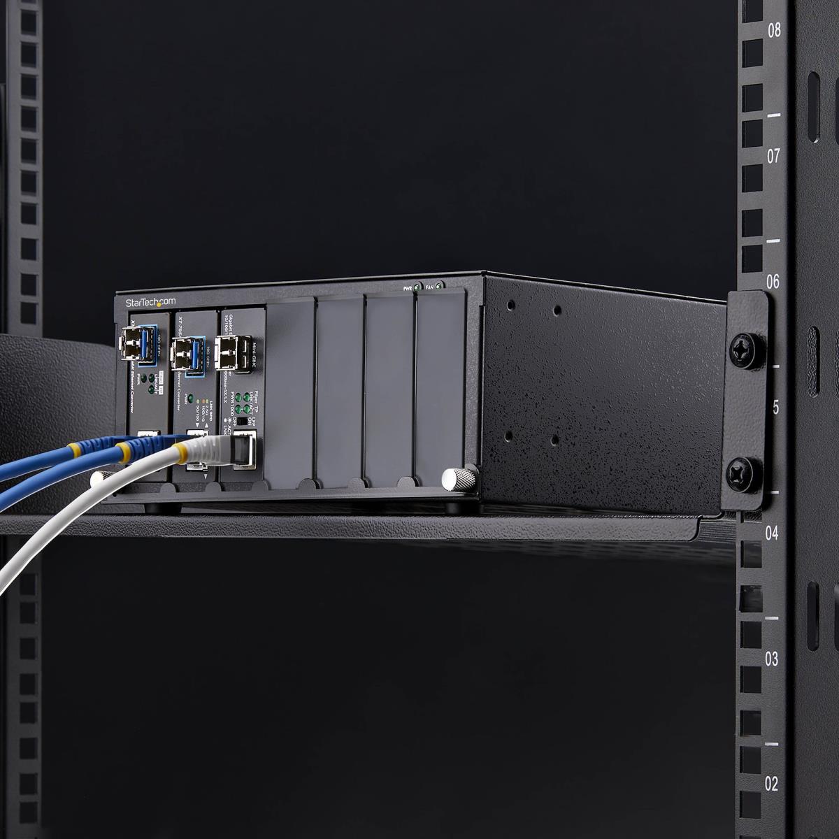 STARTECH.COM Media Converter Chassis 7-slot Unmanaged 10in Rackmount Taa