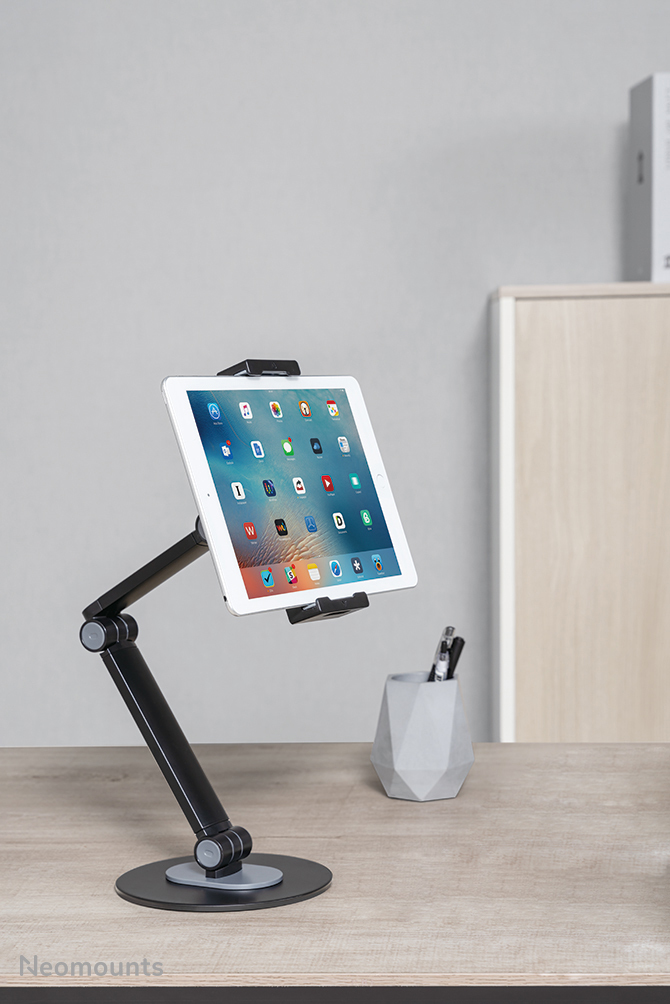 NEOMOUNTS Universal Tablet Stand Height 47cm For 4.7-12.9in Tablets - Black