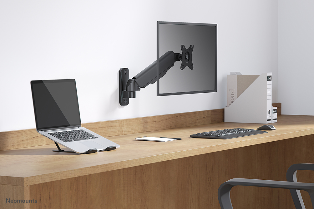 NEOMOUNTS Monitor Mount - Wall - 1 Monitor - Full Motion - Gas Spring - 17-32in - Black