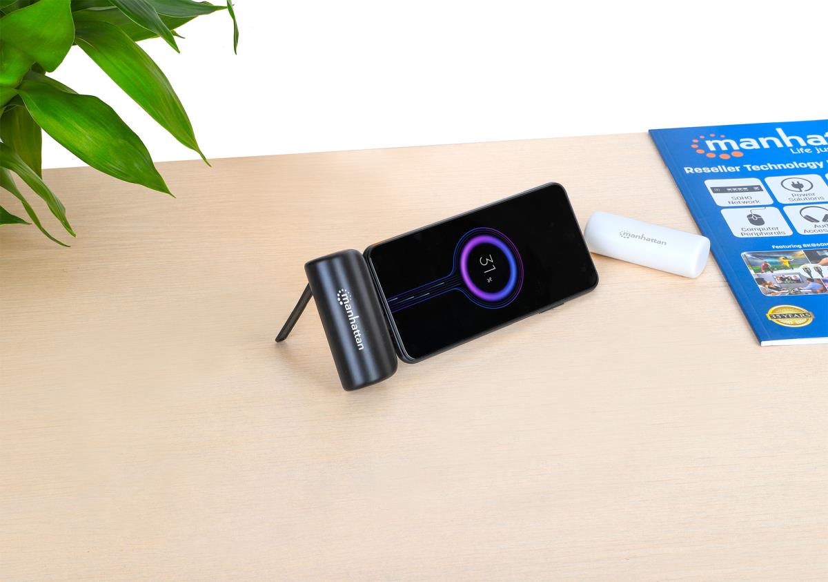INTELLINET/MANHATTAN Power Bank 5000mAh with Integrated USB-C Plug - 10W