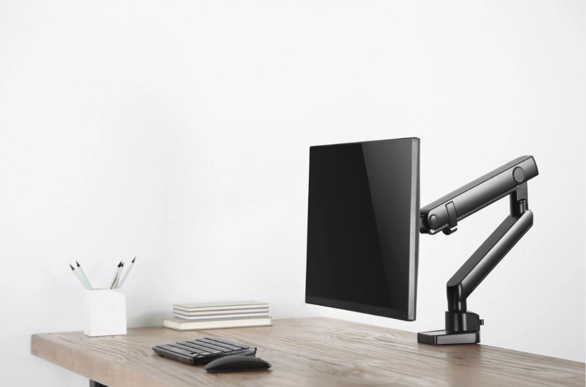 AMER NETWORKS Single Monitor Mount Black Articulating Arms