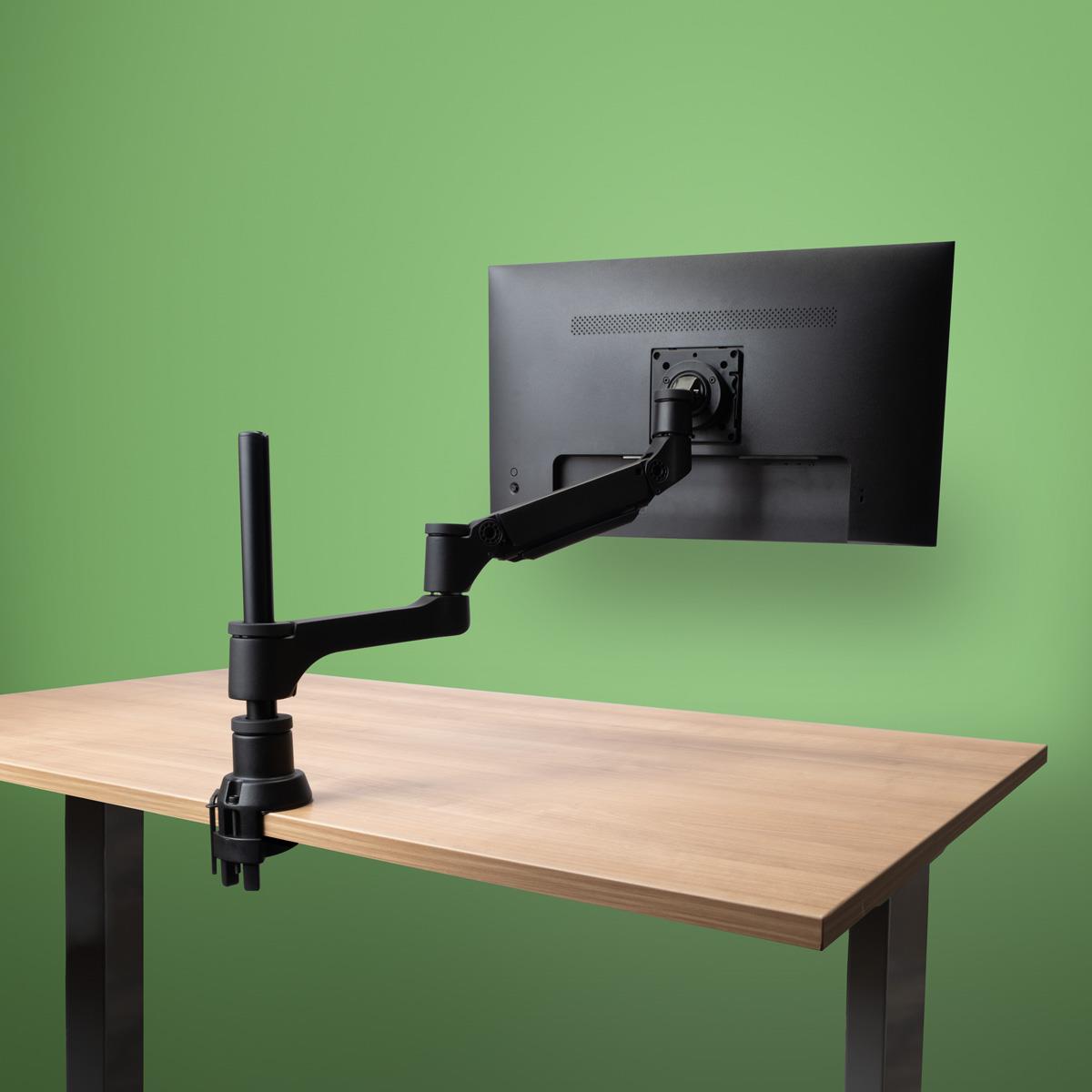 R-GO TOOLS Caparo 4 Monitor Arm
