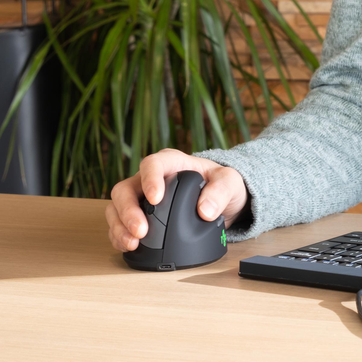 R-GO TOOLS He Break Mouse - Ergonomic Mouse - Small - Wireless