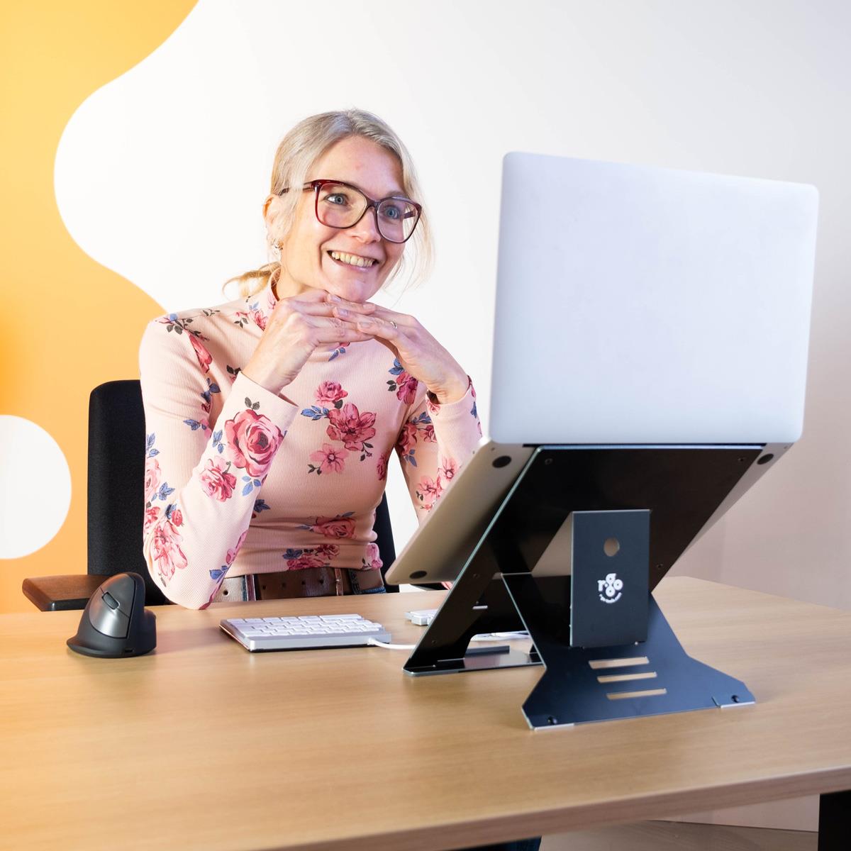 R-GO TOOLS R-go Riser Document Laptop Stand