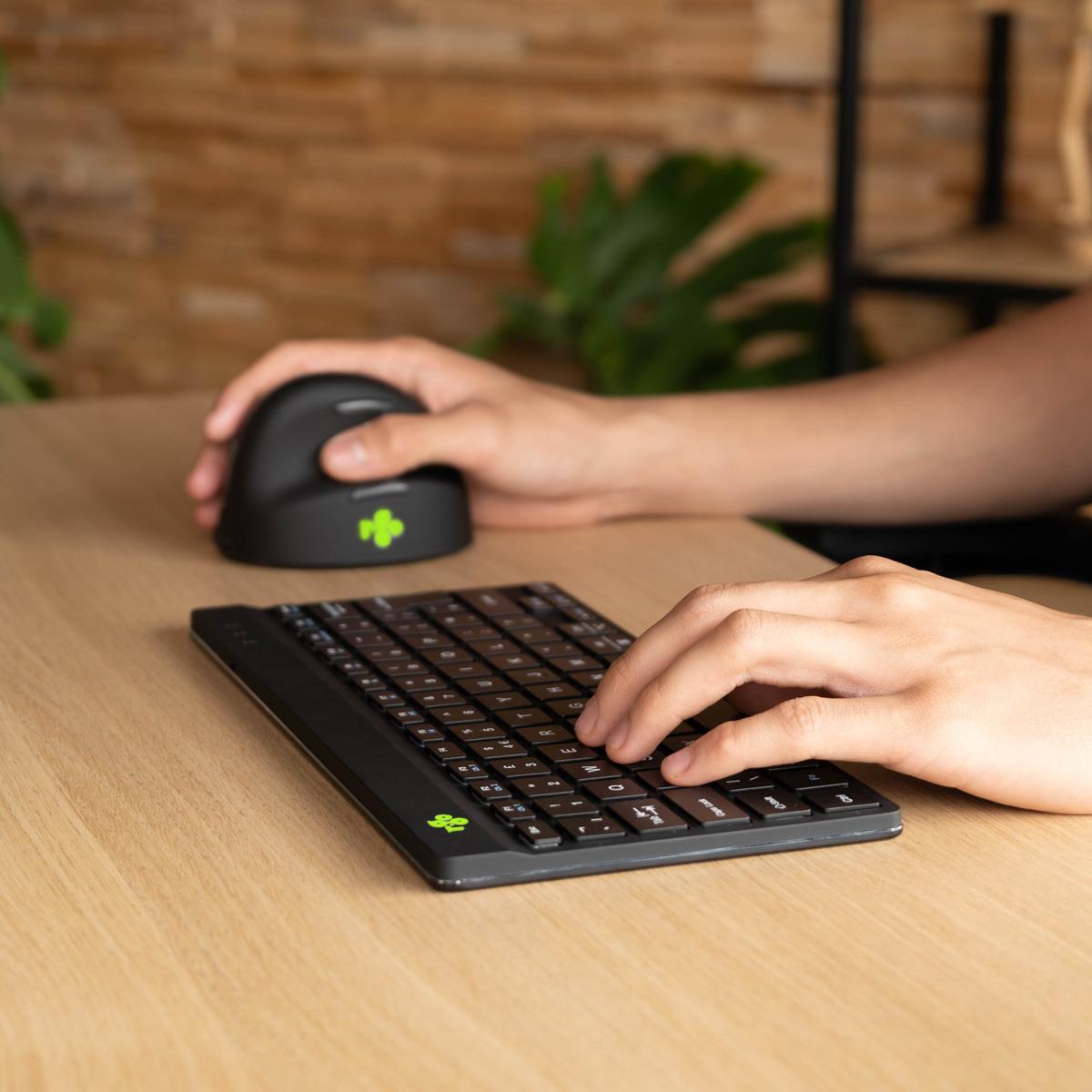 R-GO TOOLS Compact Break Ergonomic - Keyboard - Wireless - Black - Qwerty Uk